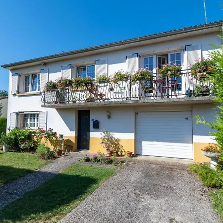 בית נופש Gite Familial En Meuse Avec Jardin, Proche Sites Historiques Et Randonnees - Fr-1-585-57 *
